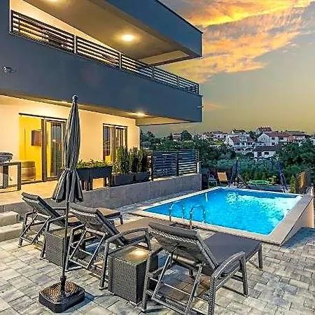 Hotel Belica Comfortable